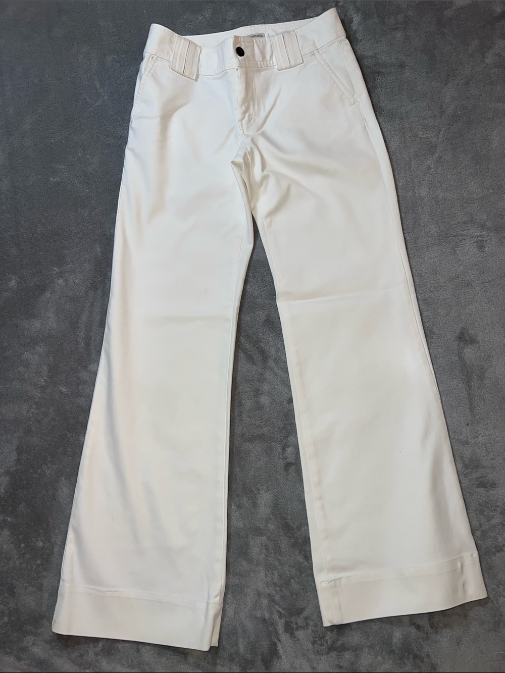 Banana Republic White Straight-Leg Chinos